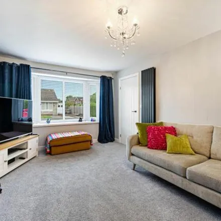Image 7 - Mardale Crescent, Leyland, PR25 3BT, United Kingdom - Duplex for sale