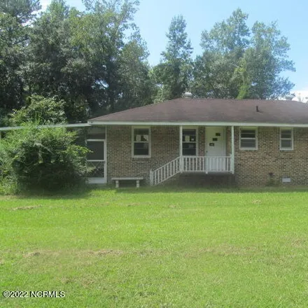Buy this 2 bed house on 299 South 3rd Street in Bayboro, Pamlico County