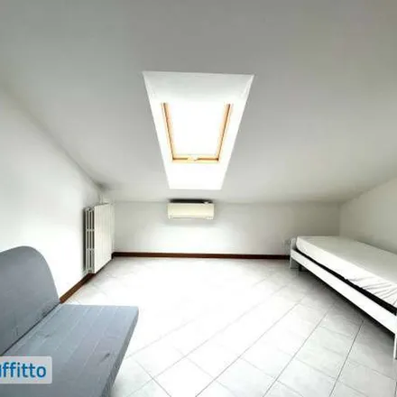 Image 7 - Via Ernesto Besenzanica, 20147 Milan MI, Italy - Apartment for rent