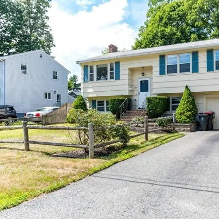 Image 3 - 177 Carroll Ave, Brockton, Massachusetts, 02301 - House for sale