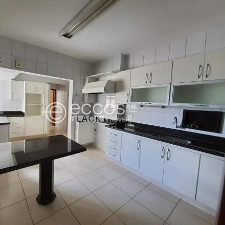 Buy this 4 bed apartment on Avenida Floriano Peixoto in Nossa Senhora Aparecida, Uberlândia - MG