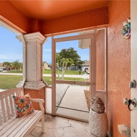 Image 5 - 2536 Sw 15th Pl, Cape Coral, Florida, 33914 - House for sale