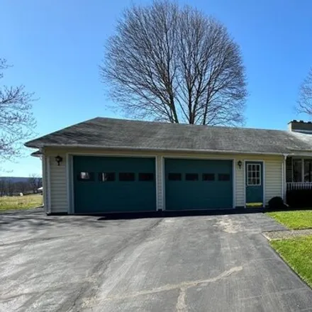 Buy this 3 bed house on 28 Clubview Drive in Village of Bath, NY 14810