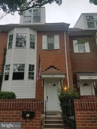 Rent this 3 bed house on 1226 North Vernon Street in Arlington, VA 22201