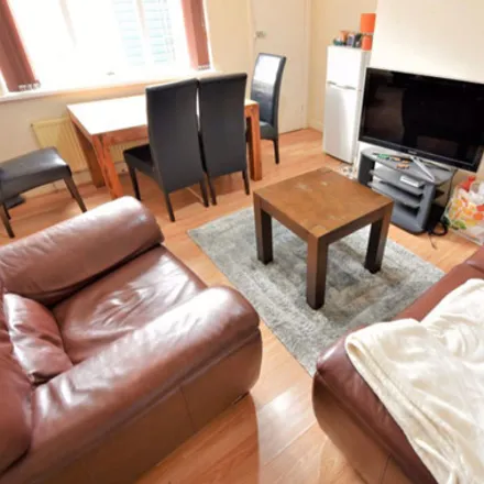 Rent this 4 bed townhouse on Walmsley Road in Leeds, LS6 1NG