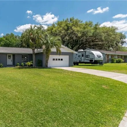 Buy this 4 bed house on Live Oak Pk Pvt Road in Ocala, FL 34471