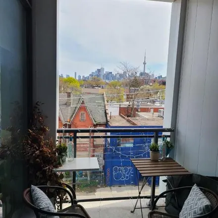 Image 6 - 20 Minowan Miikan Lane, Old Toronto, ON M6J 1H8, Canada - Apartment for rent