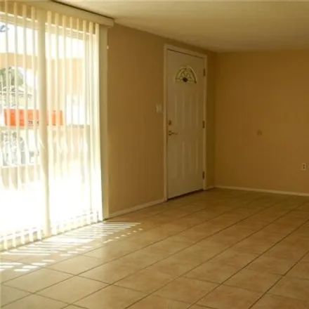 Image 7 - 2046 Norfolk Drive, Holiday, FL 34691, USA - House for rent