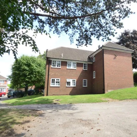 Rent this studio apartment on Somersby Close in Luton, LU1 3XB