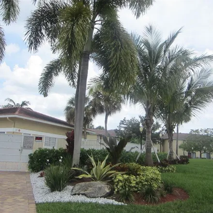 Image 9 - 871 Twin Lakes Drive, Coral Springs, FL 33071, USA - Apartment for rent