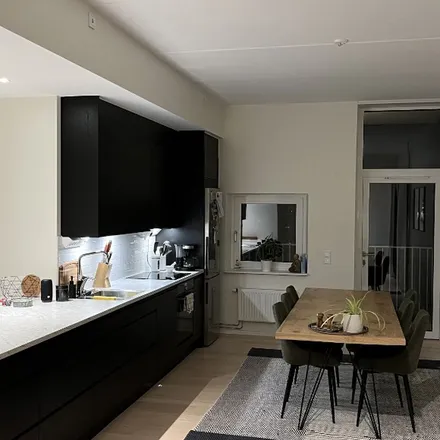 Rent this 3 bed apartment on Doktor Allards Gata 10 in 412 88 Gothenburg, Sweden