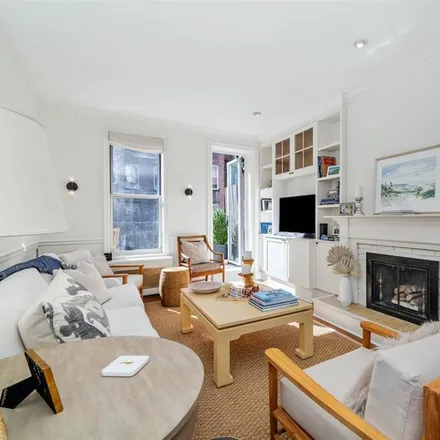 Buy this studio apartment on 530 EAST 85TH STREET 1B in New York