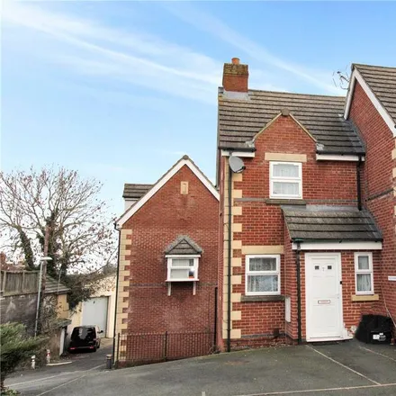 Rent this 1 bed townhouse on 3 Church Road in Swindon, SN1 3HF