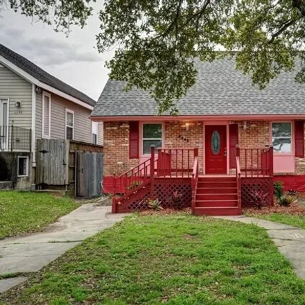Buy this 4 bed house on 6646 Bellaire Drive in Lakeview, New Orleans
