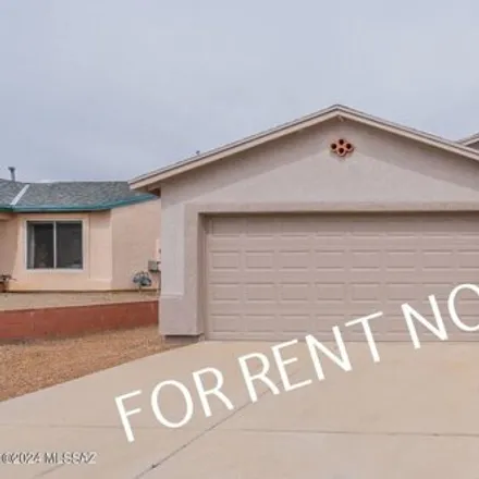 Rent this 3 bed house on 4127 South Apache Well Drive in Tucson, AZ 85730