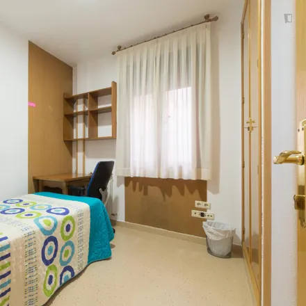 Rent this 24 bed room on Calle de Francisco de Rojas in 3, 28010 Madrid