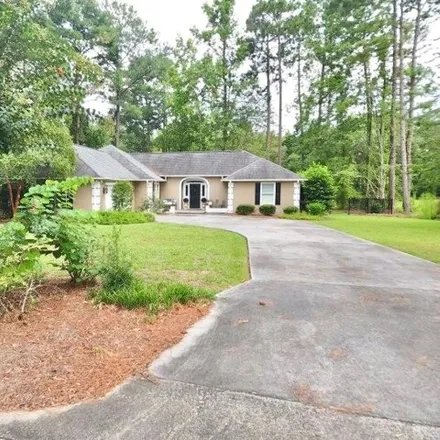 Buy this 3 bed house on Oakmont Circle in Douglas, GA 31533
