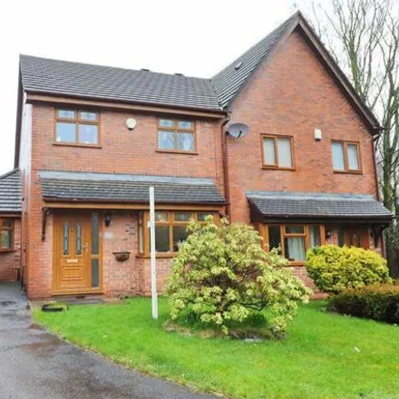 Buy this 3 bed duplex on Dixon Street in Westhoughton, BL5 3PY