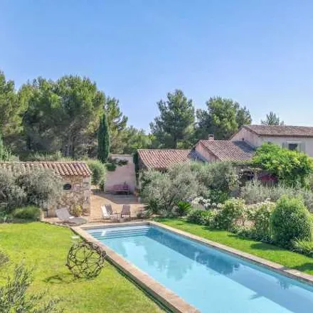 Buy this 4 bed house on 13890 Mouriès