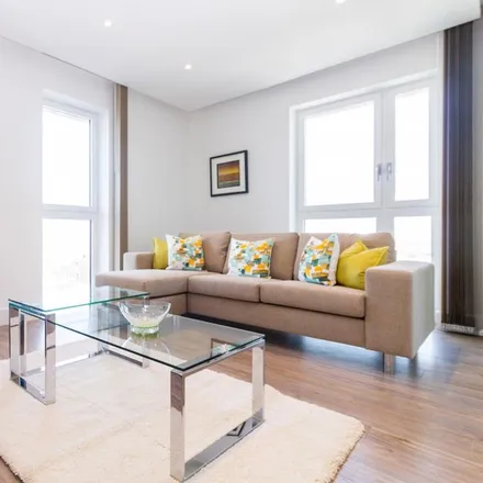 Rent this 3 bed apartment on Wiverton Tower in 4 New Drum Street, London