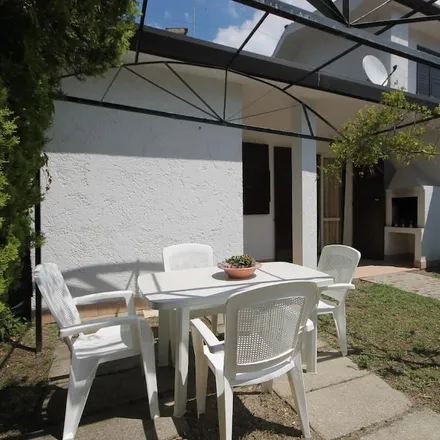Image 7 - 44022, Italy - House for rent