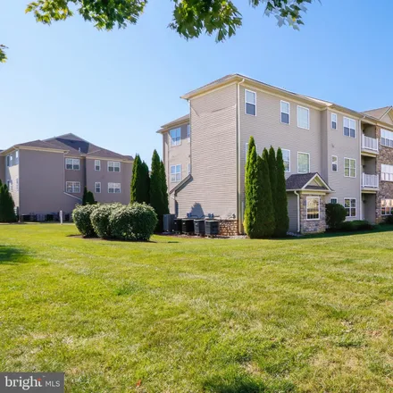 Image 4 - 6715 Pioneer Drive, Lower Macungie Township, PA 18062, USA - Condo for sale