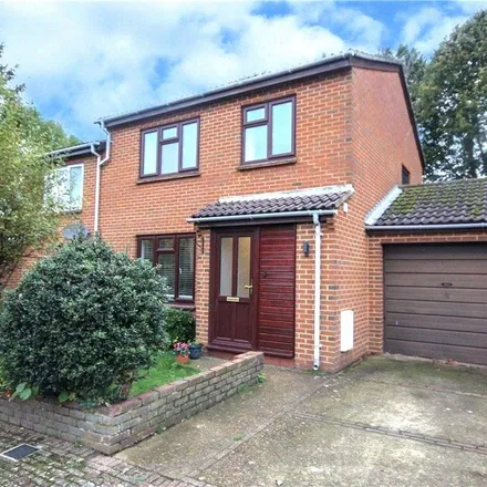 Rent this 3 bed duplex on Heronfield in Englefield Green, TW20 0RG