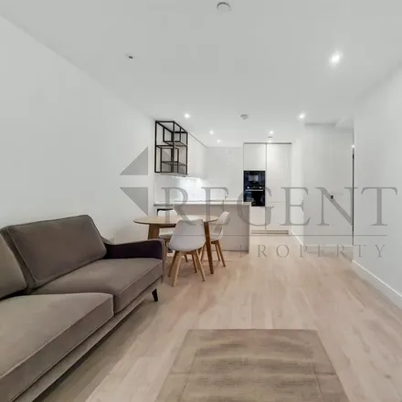 Image 2 - Kenmere Gardens, Beresford Avenue, London, HA0 1NW, United Kingdom - Apartment for rent