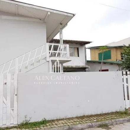 Buy this 5 bed house on Rua João Antônio da Luz in São João do Rio Vermelho, Florianópolis - SC