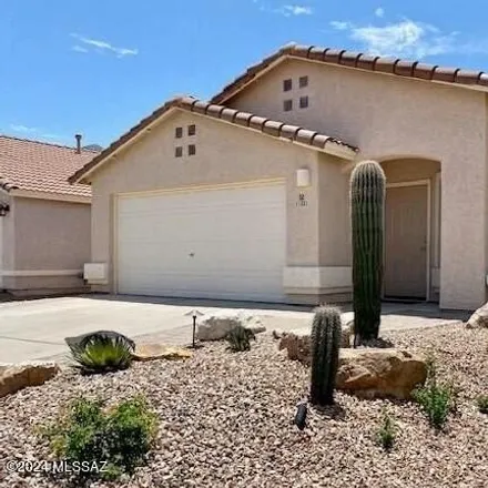 Rent this 3 bed house on 11333 North Gray Boulder Court in Oro Valley, AZ 85737