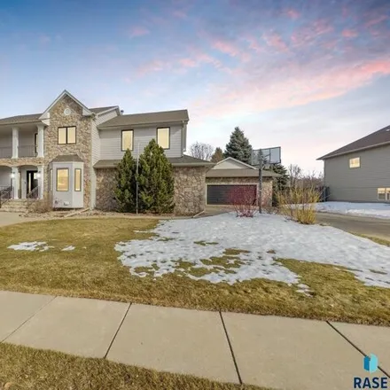 Buy this 5 bed house on 5918 South Shadow Ridge Avenue in Sioux Falls, SD 57108