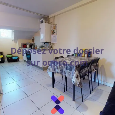 Rent this 3 bed apartment on 42 Rue Diderot in 38000 Grenoble, France