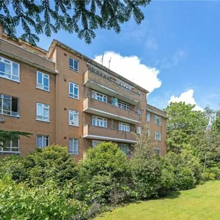 Buy this 3 bed apartment on Belvedere Court in 82 Kings Avenue, London