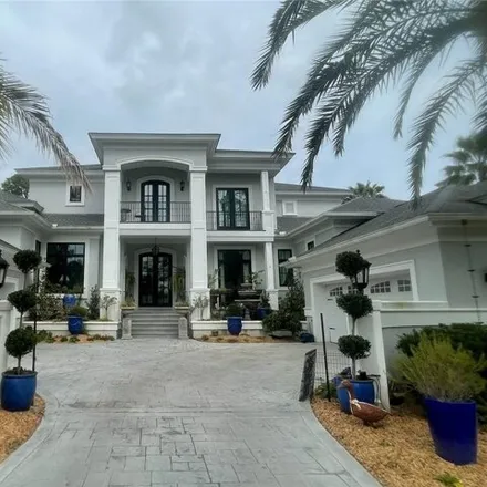 Buy this 5 bed house on Wexford Golf Club in Wexford Common, Hilton Head Island