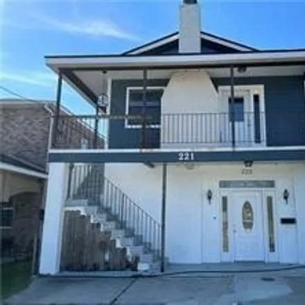 Rent this 3 bed house on 223 Metairie Court in Bonnabel Place, Metairie
