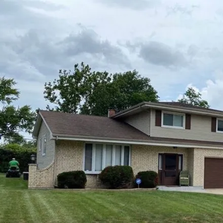 Rent this 3 bed house on Nordic Road in Itasca, DuPage County