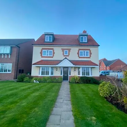 Buy this 5 bed house on Heron Way in Nantwich, CW5 5GS