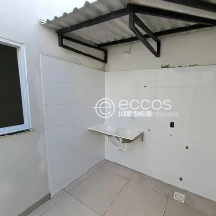 Buy this 3 bed house on Rua Joaquim Rodrigues de Oliveira in Shopping Park, Uberlândia - MG