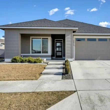 Buy this 3 bed house on Bella Coola Lane in Richland, WA