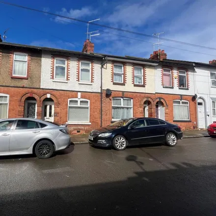 Rent this 3 bed townhouse on 33 Norton Road in Northampton, NN2 7SH