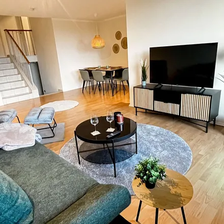Rent this 3 bed apartment on Orionstraße 5 in 85716 Unterschleißheim, Germany