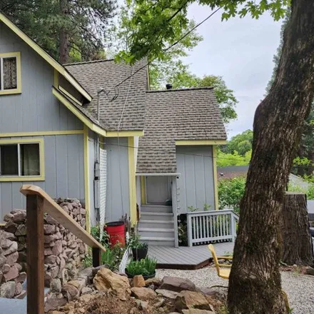 Buy this 3 bed house on River Avenue in Dunsmuir, Siskiyou County