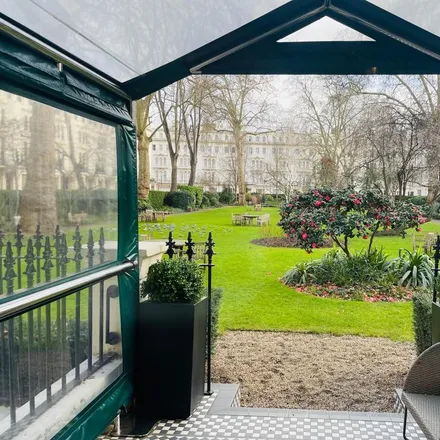 Image 1 - Garden House, 86-92 Kensington Gardens Square, London, W2 4BG, United Kingdom - Apartment for rent