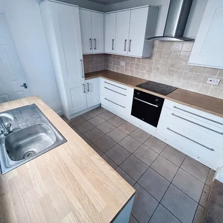 Rent this 1 bed apartment on Compton Road in Cradley Heath, B64 5BB