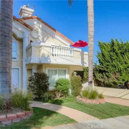 Image 3 - 516 North Irena Avenue, Redondo Beach, CA 90277, USA - Townhouse for sale