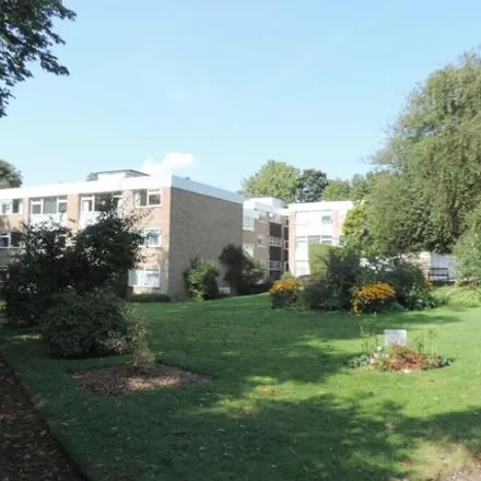 Rent this 2 bed apartment on 101 Church Road in Potters Bar, EN6 1SP