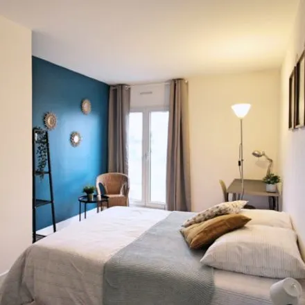 Image 1 - 158;156;154 Rue Victor Hugo, 92300 Levallois-Perret, France - Room for rent