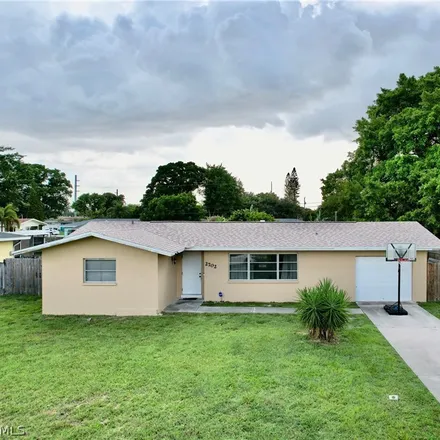 Buy this 3 bed house on 2702 Southeast 17th Place in Cape Coral, FL 33904