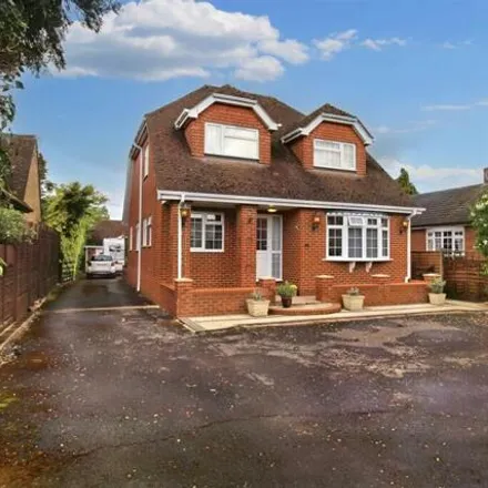 Buy this 3 bed house on Colyton Way in Purley on Thames, RG8 8BL
