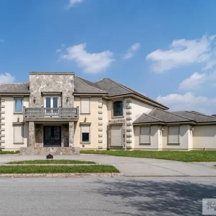 Image 1 - 7401 Lago Escondido Drive, Brownsville, TX 78520, USA - House for sale